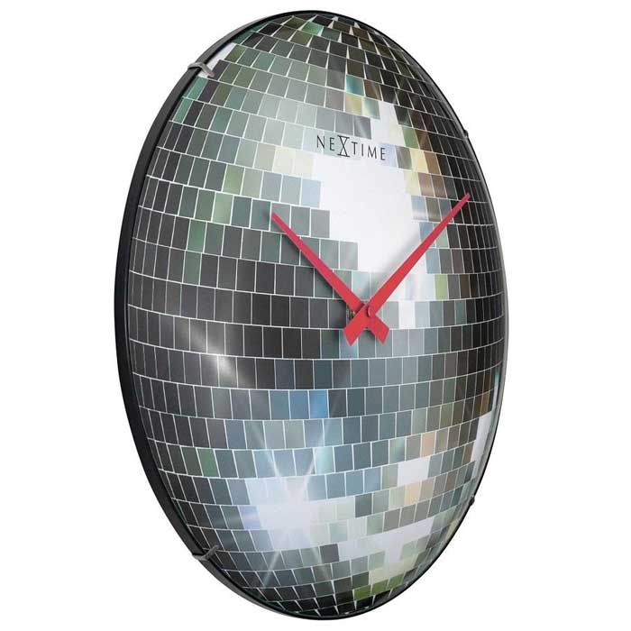 שעון מעוצב בעיצוב כדור דיסקו