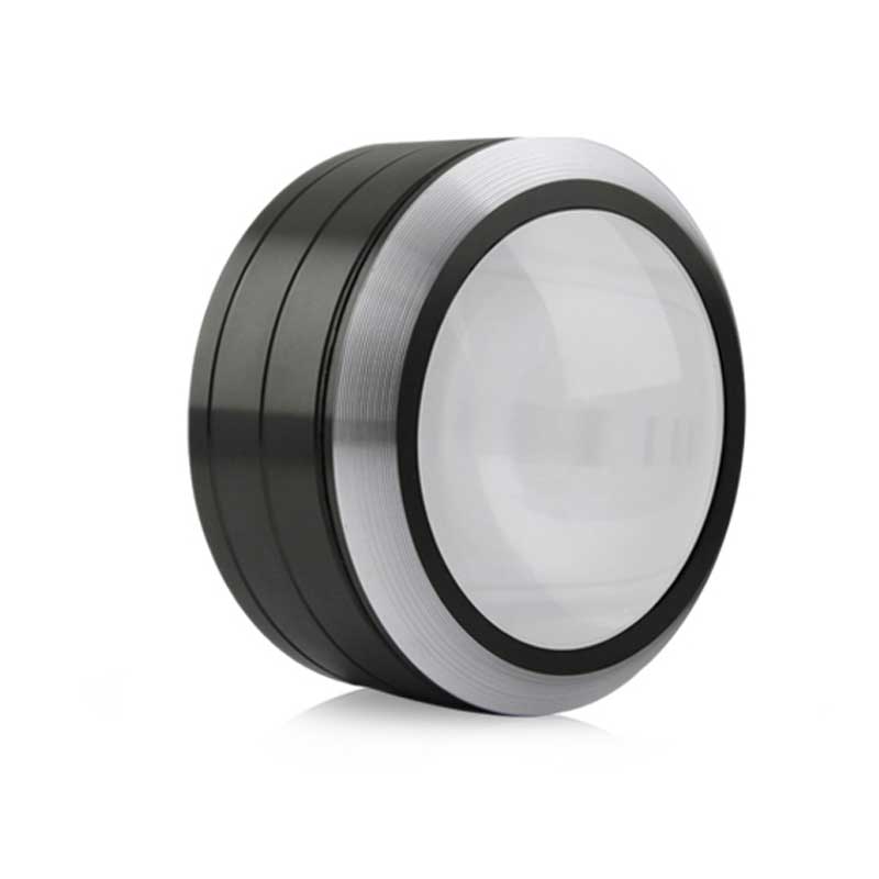 זכוכית מגדלת עם תאורה