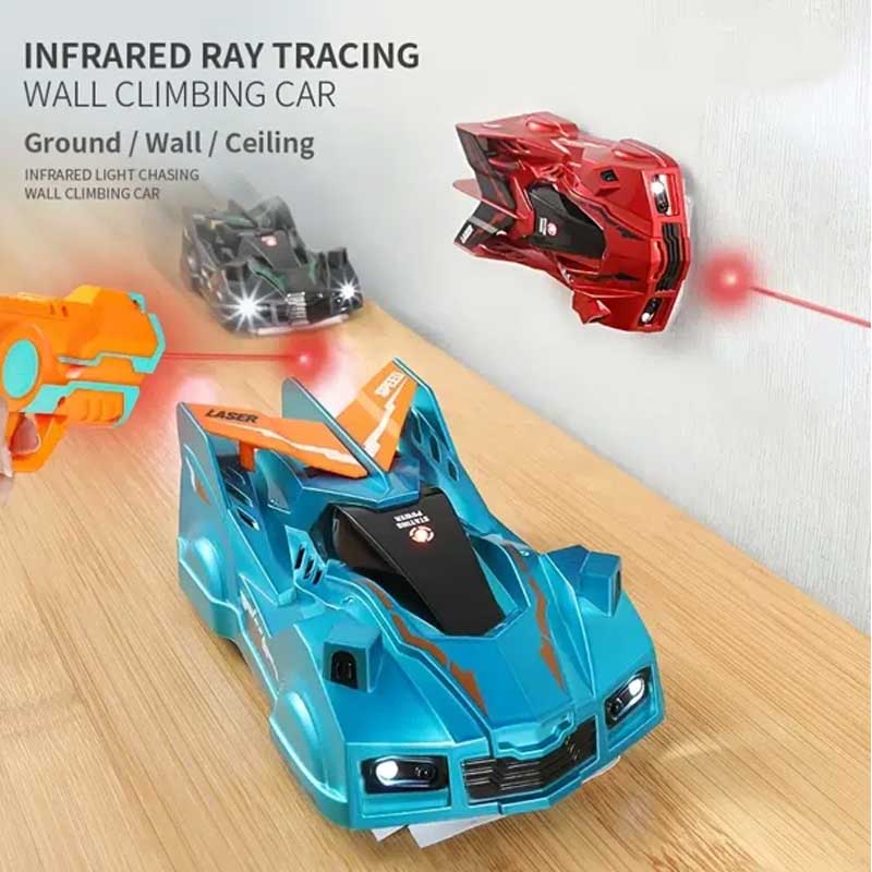 מכונית נוסעת על קירות