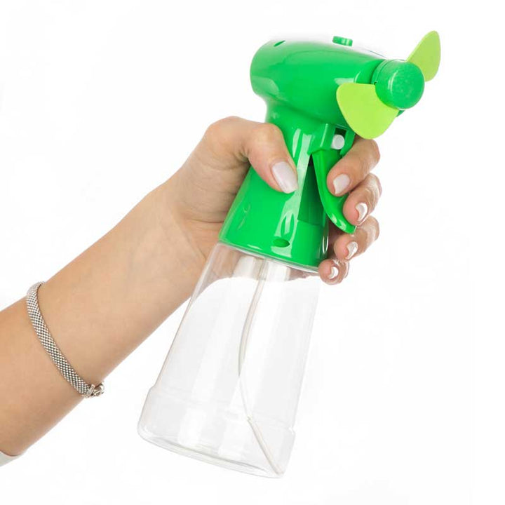 מאוורר אישי עם מתיז מים