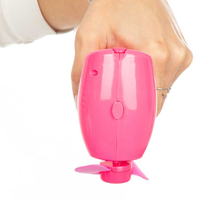 מאוורר אישי עם מתיז מים