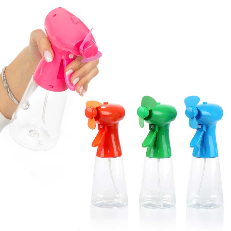 מאוורר אישי עם מתיז מים