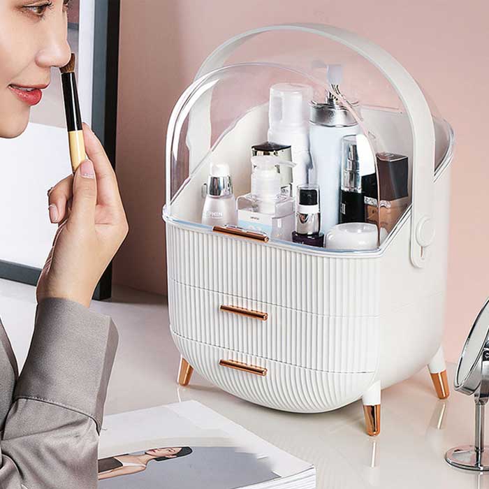 ארגונית איפור מפוארת