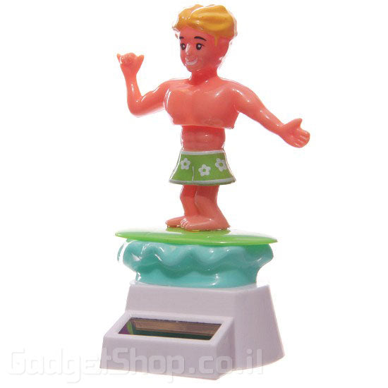 רקדן סולארי גולש על הגלים