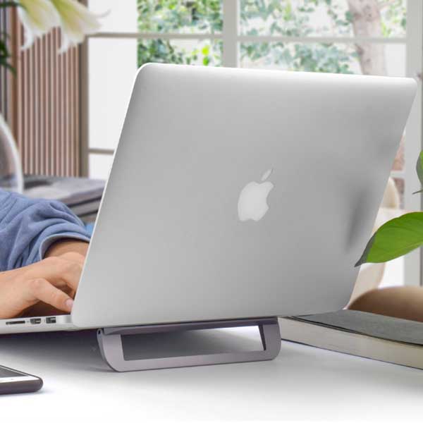 מעמד מתקפל למחשב נייד