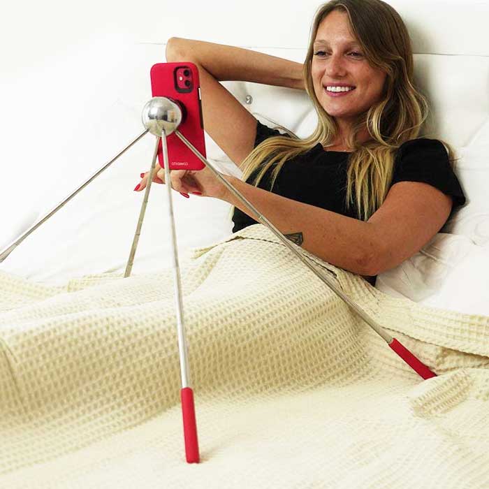 טיפטנט - חצובה מגנטית לסמארטפון ולטאבלט