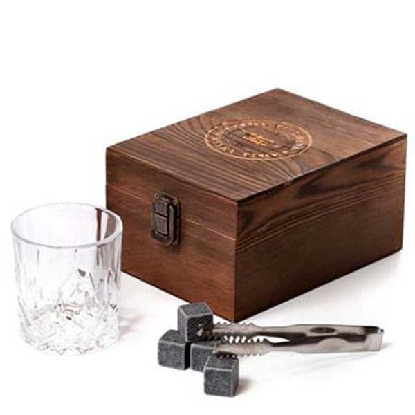 כוס וויסקי במארז עץ
