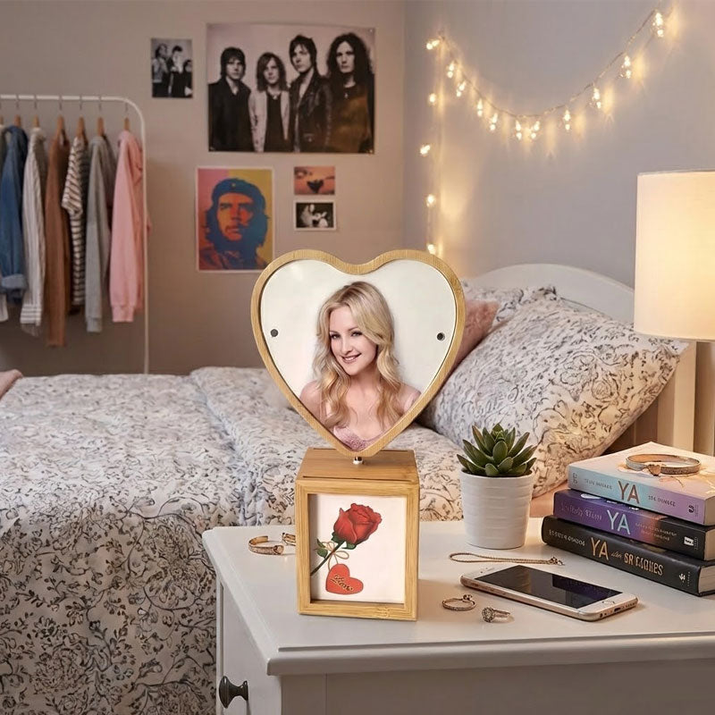 מסגרת לתמונה מסתובבת - לב