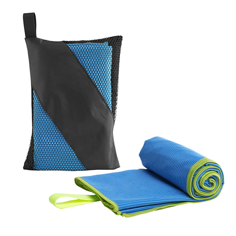 מגבת מיקרופייבר למתאמנים במרקם מחורץ כולל נרתיק נשיאה