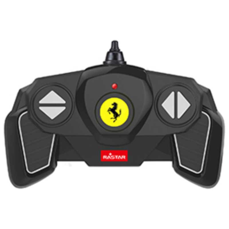 מכונית Ferrari FXXK Evo עם שלט להרכבה עצמית