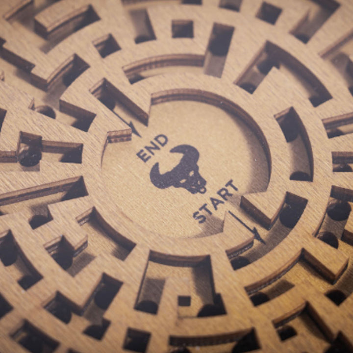 משחק חשיבה מעץ מבוך המינוטאור