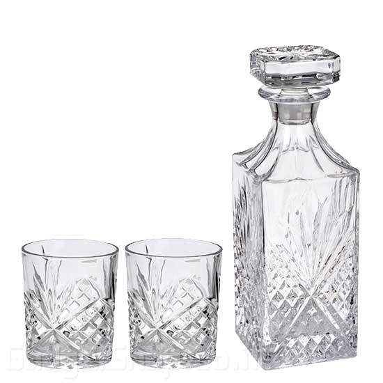 דקנטר ו-2 כוסות זכוכית לוויסקי במארז מתנה