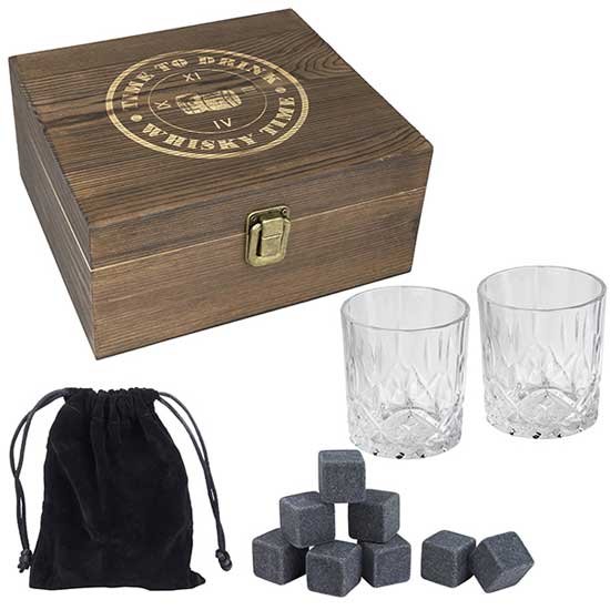 סט כוסות וויסקי ואבני קרח בקופסת עץ מהודרת